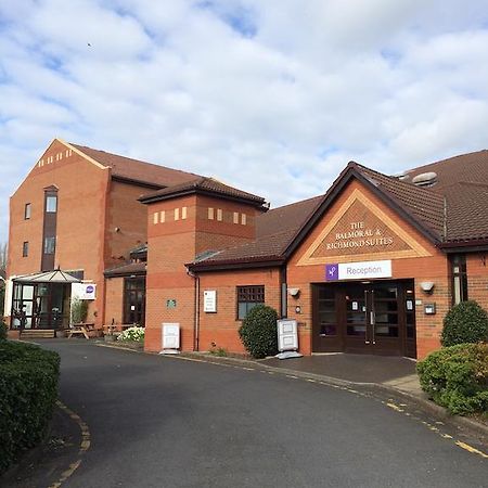 Hotel Wellington Park Leyland Exterior foto